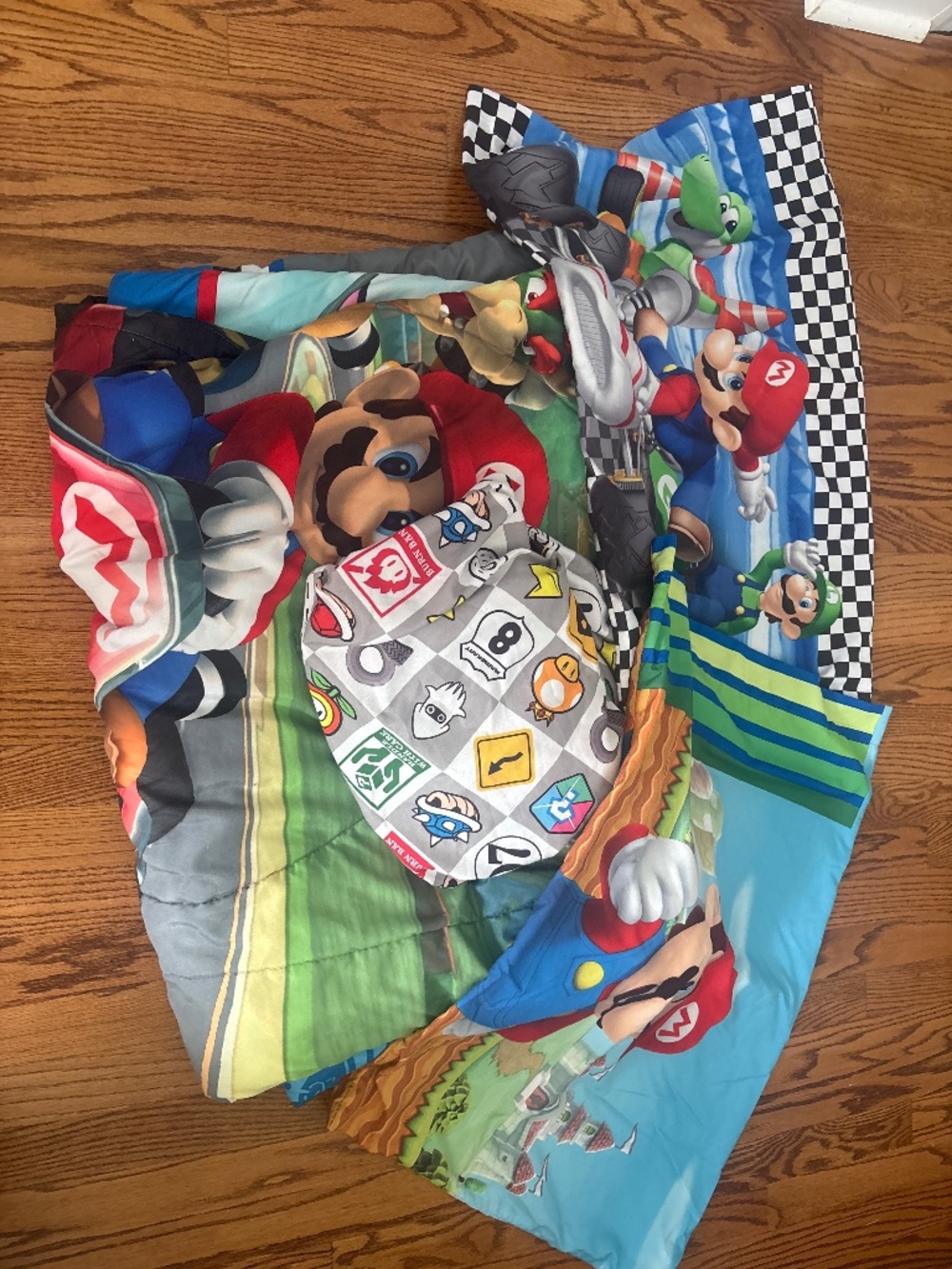Twin Super Mario comforter set